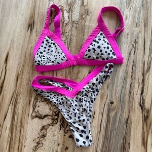 one one bikini top & bottom - size medium